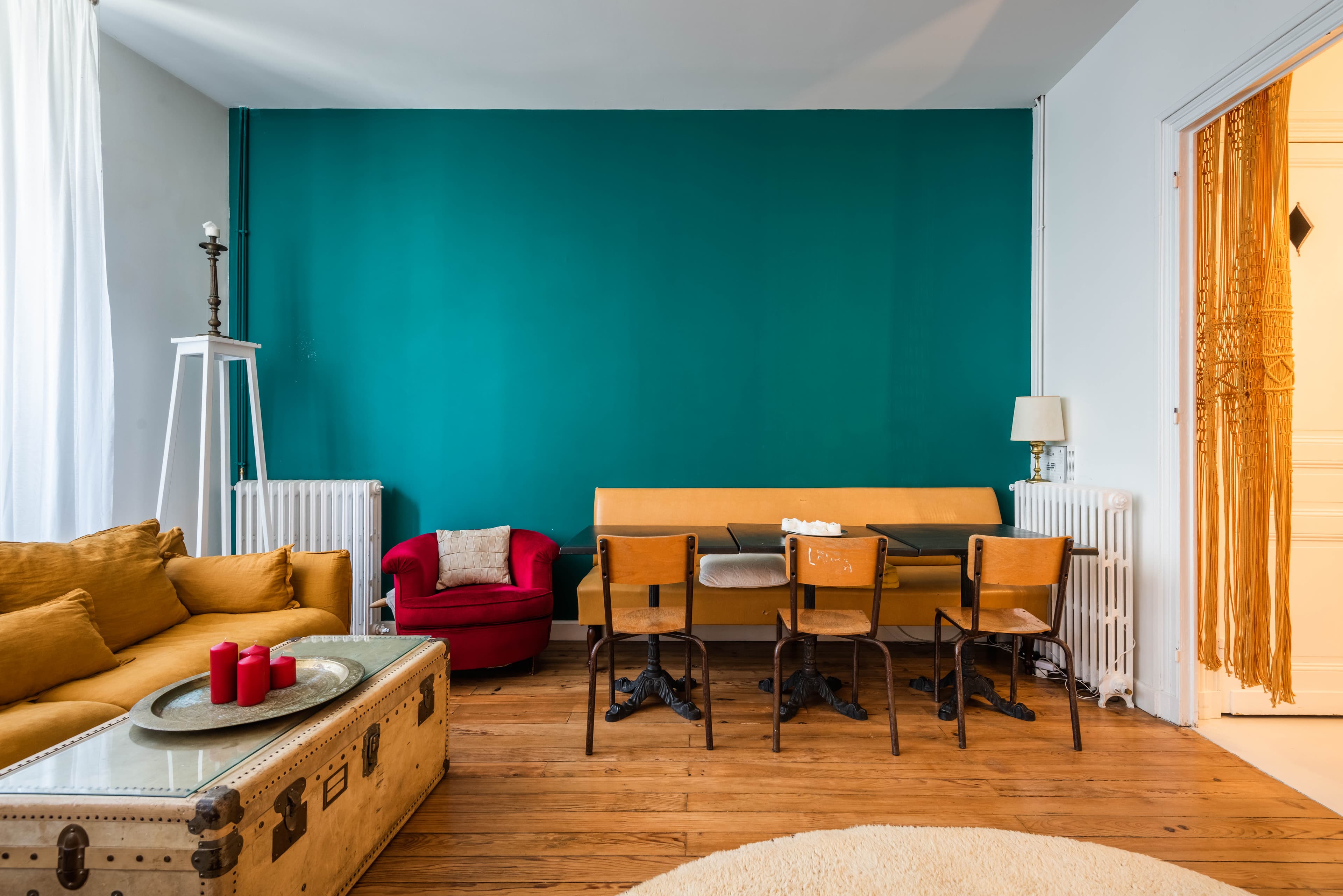 Bordeaux dining room